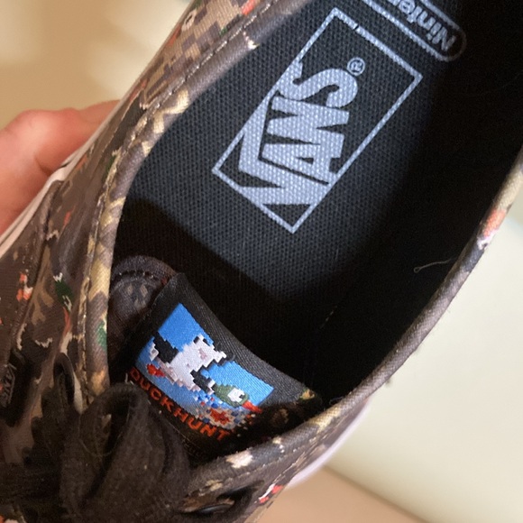 Vans Duck Hunt Game Over! Nintendo sneakers women’s 7.5 men’s 6.6 EUC! - Picture 2 of 6